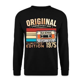 Original 1975, Legendary since 1975 Vintage 1975 - Unisex Sweatshirt - black - Front - Alina (178cm) & Michal (187cm)
