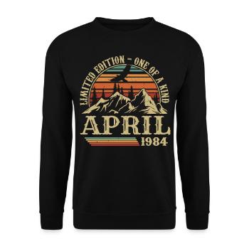 Bestes Geburtstagsgeschenk April 1984 - Unisex Pullover - Schwarz - Vorne - Alina (178cm) & Michal (187cm)