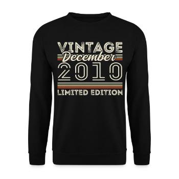 Vintage December 2010 - 15th Anniversary December - Unisex Sweatshirt - black - Front - Alina (178cm) & Michal (187cm)