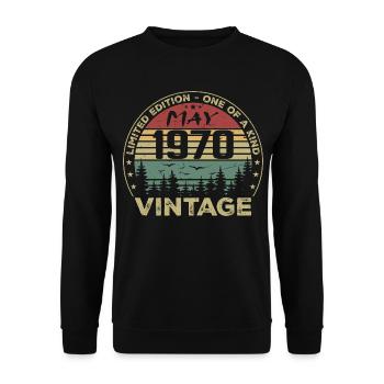 Mai 1970 mai 1970, Vintage May 1970 may 1970 - Sweat-shirt Unisexe - noir - Devant - Alina (178cm) & Michal (187cm)