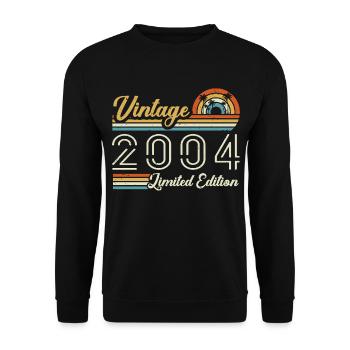 Anniversaire 21 Ans | Millésime 2004 Cadeau 2004 - Sweat-shirt Unisexe - noir - Devant - Alina (178cm) & Michal (187cm)