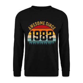 Awesome since 1982 retro t-shirt 1982 - Unisex Pullover - Schwarz - Vorne - Alina (178cm) & Michal (187cm)