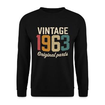 Vintage 1963 original parts retro t-shirt 1963 - Unisex Pullover - Schwarz - Vorne - Alina (178cm) & Michal (187cm)