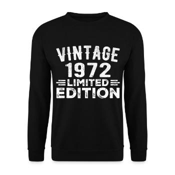 Baujahr 1972 Geburtsjahr Geburtstag 1972 vintage - Unisex Pullover - Schwarz - Vorne - Alina (178cm) & Michal (187cm)