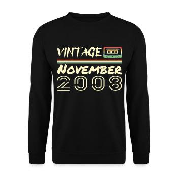 Legendary Since November 2008 - November 2008 - Unisex Sweatshirt - black - Front - Alina (178cm) & Michal (187cm)