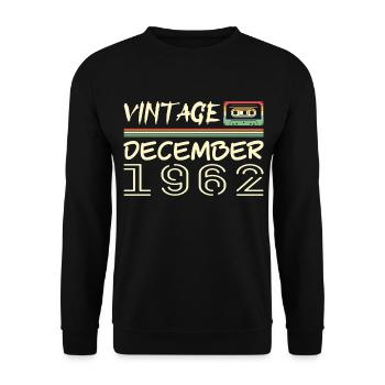 1962 Dezember 1962 Jubiläum Dezember 1962 - Unisex Pullover - Schwarz - Vorne - Alina (178cm) & Michal (187cm)