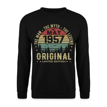 May 1957 68th Anniversary Gift May 1957 May 1957 - Unisex Sweatshirt - black - Front - Alina (178cm) & Michal (187cm)