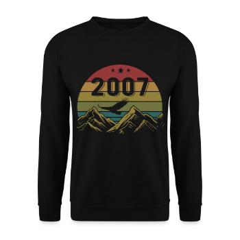 2007 Jahrgang Geburtstag 2007 Retro Geschenkidee - Unisex Pullover - Schwarz - Vorne - Alina (178cm) & Michal (187cm)