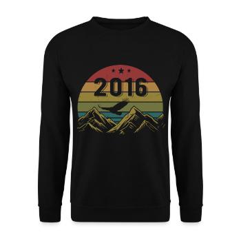 2016 Vintage Birthday 2016 Retro Gift Idea - Unisex Sweatshirt - black - Front - Alina (178cm) & Michal (187cm)