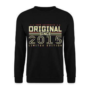 Original 2015 Retro 2015 Geburtstagsgeschenk 2015 - Unisex Pullover - Schwarz - Vorne - Alina (178cm) & Michal (187cm)