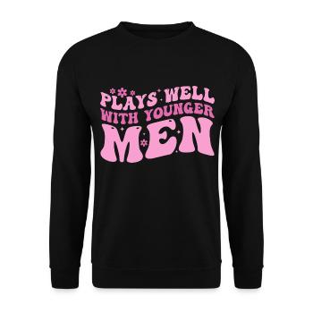 Plays Well With Younger Men - Sweat-shirt Unisexe - noir - Devant - Alina (178cm) & Michal (187cm)