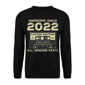 2022 Geburtstag geboren im Jahr 2022 Vintage Retro - Unisex Pullover - Schwarz - Vorne - Alina (178cm) & Michal (187cm)