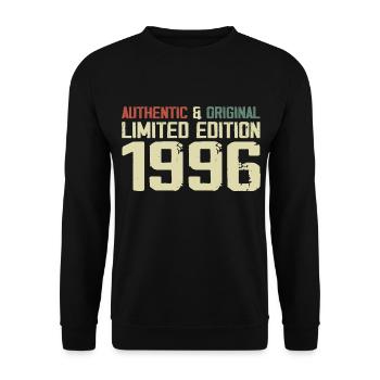 1996 Geburtstagsgeschenk 1996 Jahrgang 1996 Retro - Unisex Pullover - Schwarz - Vorne - Alina (178cm) & Michal (187cm)