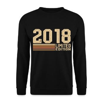 Jahrgang 2018 Geburtstag - 2018 Jahrgang 2018 Geschenk - Unisex Pullover - Schwarz - Vorne - Alina (178cm) & Michal (187cm)