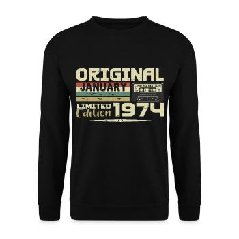 Januar 1974 | Januar 1974 Geburtstagsgeschenk - Unisex Pullover - Schwarz - Vorne - Alina (178cm) & Michal (187cm)