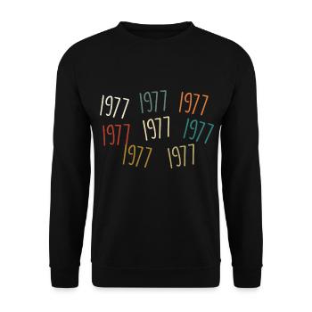 Né en 1977, année de naissance - légendaire depuis 1977 - Sweat-shirt Unisexe - noir - Devant - Alina (178cm) & Michal (187cm)