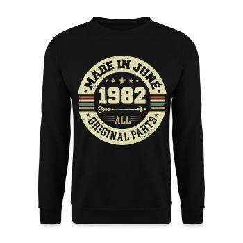 Juni 1982 Geburtstagsgeschenk Juni 1982 Juni 1982 - Unisex Pullover - Schwarz - Vorne - Alina (178cm) & Michal (187cm)
