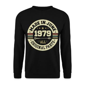 June 1979 Birthday Present June 1979 June 1979 - Unisex Sweatshirt - black - Front - Alina (178cm) & Michal (187cm)