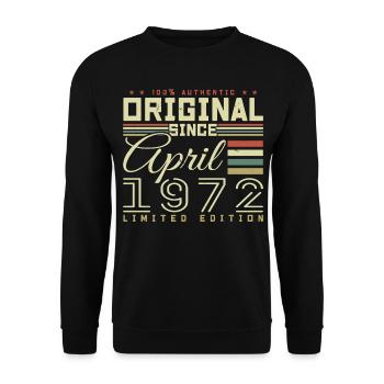 April 1972 Birthday April 1972 April 1972 - Unisex Sweatshirt - black - Front - Alina (178cm) & Michal (187cm)