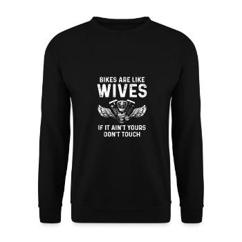 Bikes Are Like Wives If It Ain't Yours Dont Touch - Unisex Pullover - Schwarz - Vorne - Alina (178cm) & Michal (187cm)