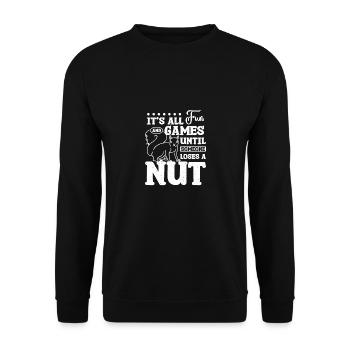Squirrel fun and games until someone loses a nut - Unisex Pullover - Schwarz - Vorne - Alina (178cm) & Michal (187cm)