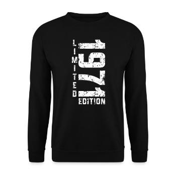 Limited Edition 1971 Retro year of birth - Unisex Sweatshirt - black - Front - Alina (178cm) & Michal (187cm)