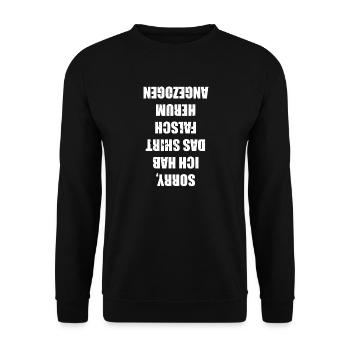 Lustiges Shirt mit Spruch Falsch Herum Angezogen - Unisex Pullover - Schwarz - Vorne - Alina (178cm) & Michal (187cm)