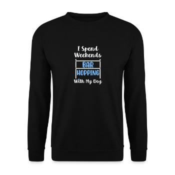 Ich verbringe die Wochenenden mit meinem Hund in d - Unisex Pullover - Schwarz - Vorne - Alina (178cm) & Michal (187cm)
