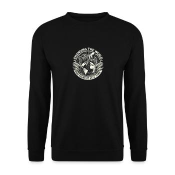 Die Welt mit einem Haarschnitt nach dem anderen - Unisex Pullover - Schwarz - Vorne - Alina (178cm) & Michal (187cm)