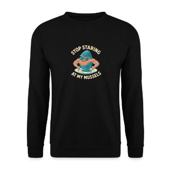 Starrt nicht auf meine Muscheln - Unisex Pullover - Schwarz - Vorne - Alina (178cm) & Michal (187cm)