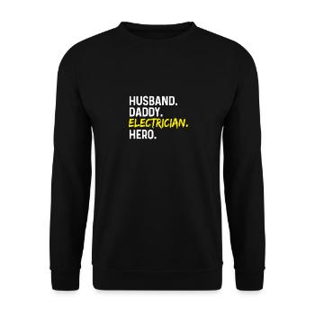 Ehemann Daddy Electricia Held - Unisex Pullover - Schwarz - Vorne - Alina (178cm) & Michal (187cm)