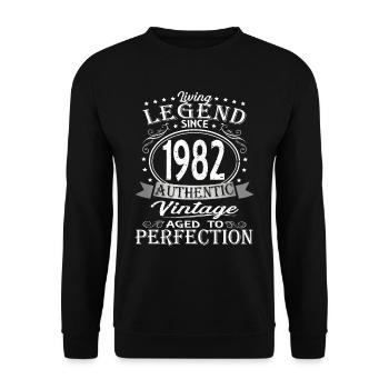 Living Legend 1982 - Unisex Sweatshirt - black - Front - Alina (178cm) & Michal (187cm)