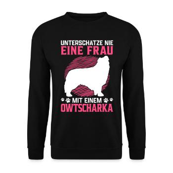 Frau mit Kaukasischer Owtscharka Kaukase Spruch - Unisex Pullover - Schwarz - Vorne - Alina (178cm) & Michal (187cm)