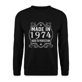 Made in 1974 - Unisex Pullover - Schwarz - Vorne - Alina (178cm) & Michal (187cm)