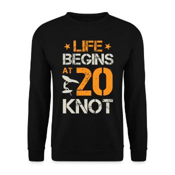 Life Begins At 20 Knots - Hydrofoil Wingfoil Surf - Unisex Pullover - Schwarz - Vorne - Alina (178cm) & Michal (187cm)