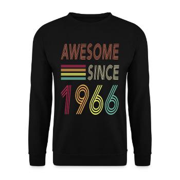 Awesome since 1966 - Unisex Pullover - Schwarz - Vorne - Alina (178cm) & Michal (187cm)