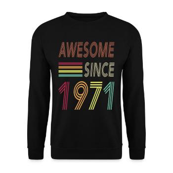 Awesome since 1971 - Unisex Pullover - Schwarz - Vorne - Alina (178cm) & Michal (187cm)