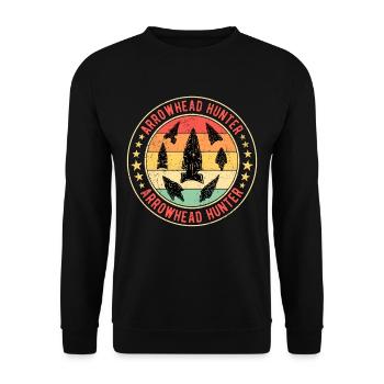 Arrowhead Hunter - Unisex Pullover - Schwarz - Vorne - Alina (178cm) & Michal (187cm)