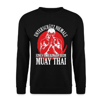 Unterschätze Niemals Alten Mann Beim Muay Thai - Unisex Pullover - Schwarz - Vorne - Alina (178cm) & Michal (187cm)
