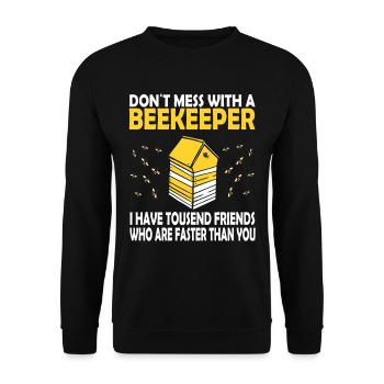 Imker & Bienenliebhaber Imkerei - Unisex Pullover - Schwarz - Vorne - Alina (178cm) & Michal (187cm)