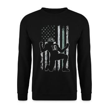 American Football Retro USA Flag 4th of July - Unisex Sweatshirt - black - Front - Alina (178cm) & Michal (187cm)
