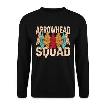 Pfeilspitzen Speerspitze Arrowhead Squad - Unisex Pullover - Schwarz - Vorne - Alina (178cm) & Michal (187cm)