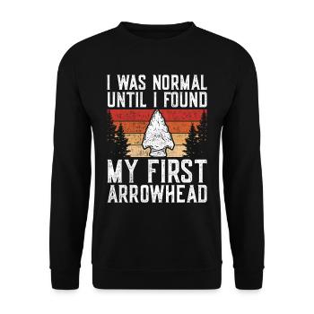 Pfeilspitzen Speerspitze Arrowhead Hunter - Unisex Pullover - Schwarz - Vorne - Alina (178cm) & Michal (187cm)