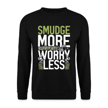Wohnung Ausräuchern Smudge More Worry Less - Unisex Pullover - Schwarz - Vorne - Alina (178cm) & Michal (187cm)