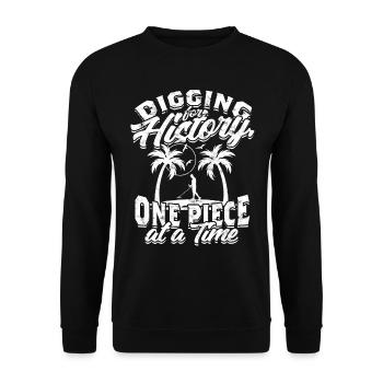 Dirt Fishing Digging For History - Unisex Sweatshirt - black - Front - Alina (178cm) & Michal (187cm)