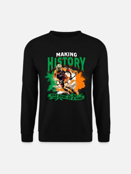 Hurling Making History One Hurl at a Time - Unisex Pullover - Schwarz