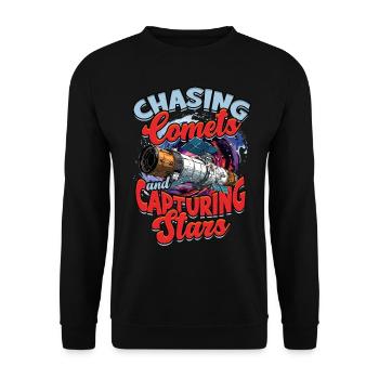 Astrophotography Chasing comets and capturing stars - Unisex Sweatshirt - black - Front - Alina (178cm) & Michal (187cm)
