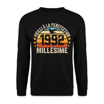 Vintage 1992 Retro Birthday Gift 1992 - Unisex Sweatshirt - black - Front - Alina (178cm) & Michal (187cm)