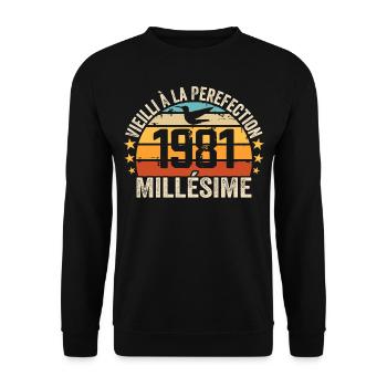Jahrgang 1981 Retro 1981 Geburtstagsgeschenk - Unisex Pullover - Schwarz - Vorne - Alina (178cm) & Michal (187cm)