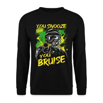 Paintball Spruch You Snooze You Bruise | Paintball - Unisex Pullover - Schwarz - Vorne - Alina (178cm) & Michal (187cm)